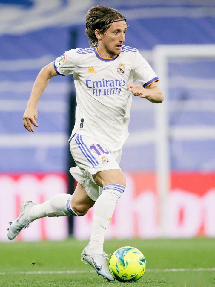 国安主场绝平恒大精彩对决